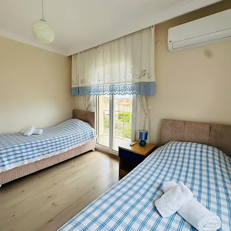 Evalacati - Villa Harnup- Summer Breeze With Private Pool And Garden
